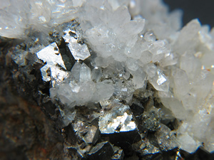 板東島鉱山　ARSENOPYRITE アルセノパイライト 硫砒鉄鉱