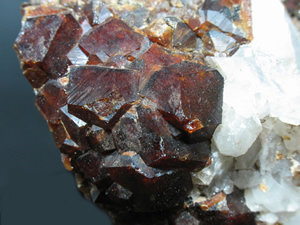 ANDRADITE DSΞ֐ x Y 000