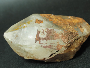 R 001@ QUARTZ