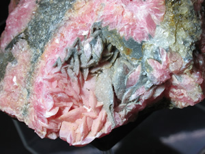 ]zR0002@H}Kz RHODOCHROSITE