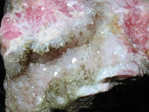 ]zR0002@H}Kz RHODOCHROSITE