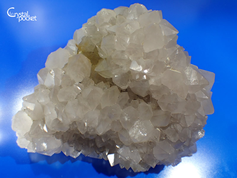 QUARTZ NI[c  zR