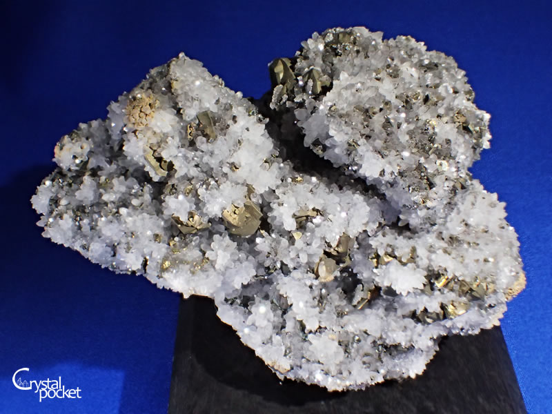 CHALCOPYRITE QUARTZ z  zR