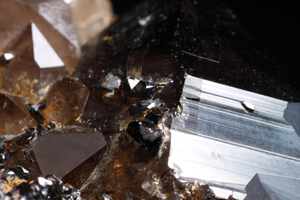 SMORKYQUARTZ CASSITERITE   